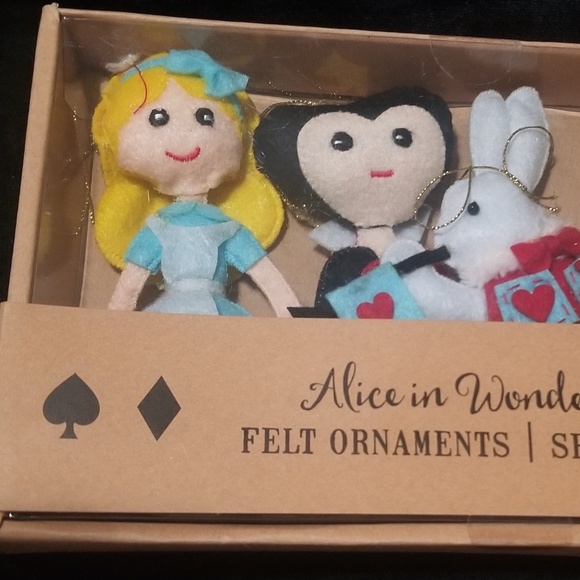 ALICE IN WONDERLAND Felt Ornaments - Rare And IMPOSSIBLE to Find NIB